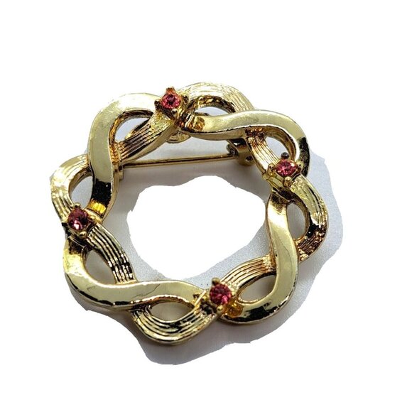 Unbranded Jewelry - Gold tone Wreath Brooch Pink Stones 1.5"